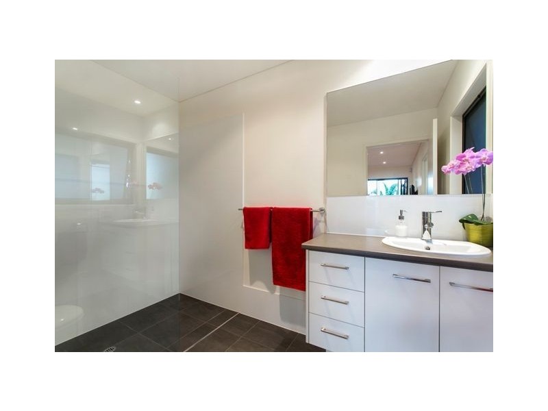 30 Quirinal Crescent, Seven Hills QLD 4170