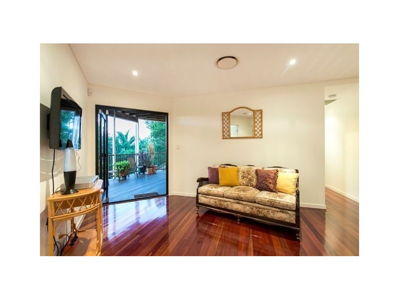 30 Quirinal Crescent, Seven Hills QLD 4170