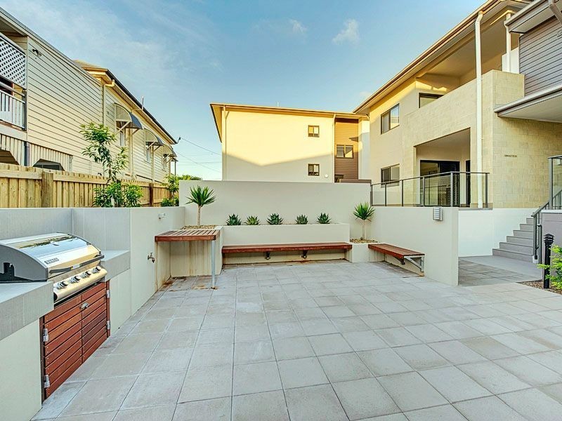 8/403 Upper Cornwall Street, Coorparoo QLD 4151