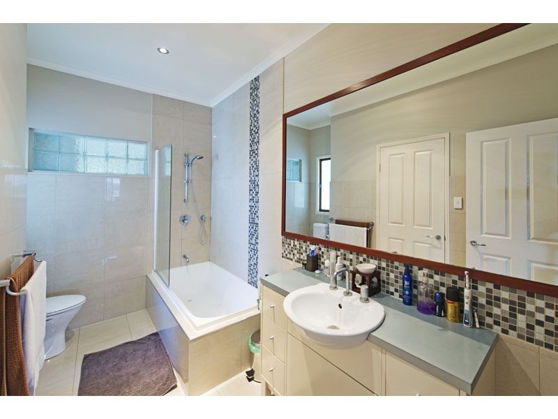 31 Corn Street, Holland Park West QLD 4121