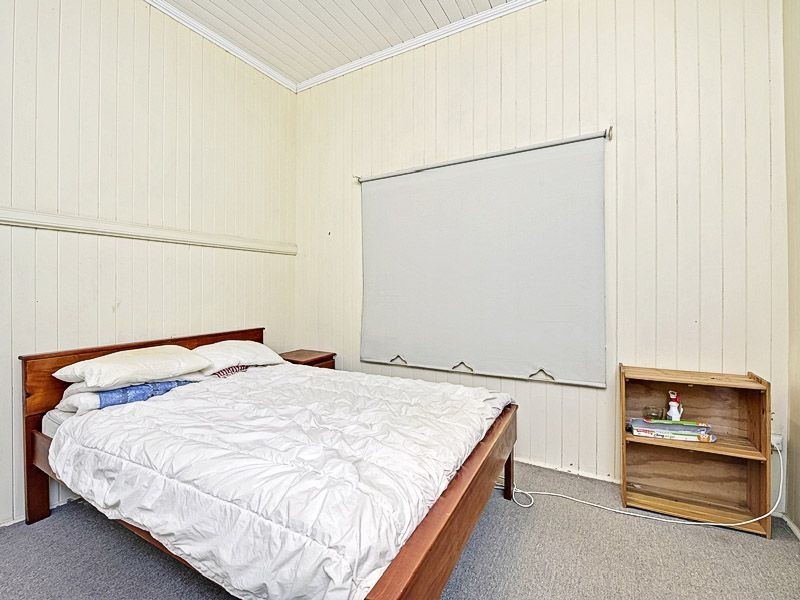 29 Macaulay Street, Coorparoo QLD 4151