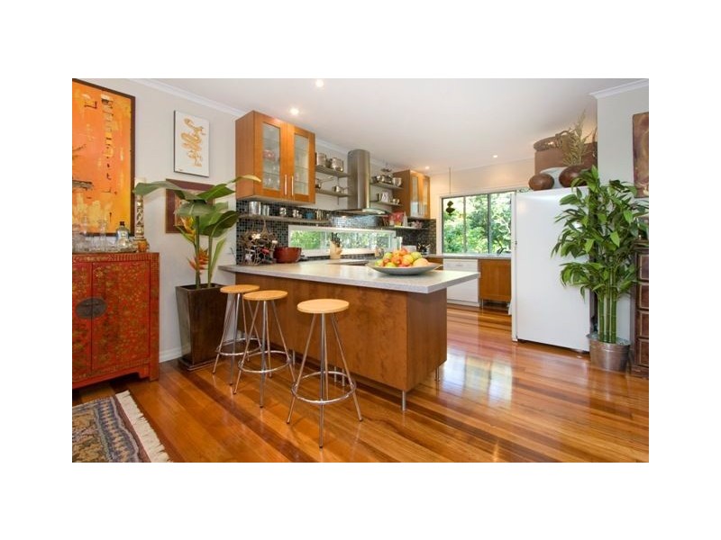 101 The Promenade, Camp Hill QLD 4152