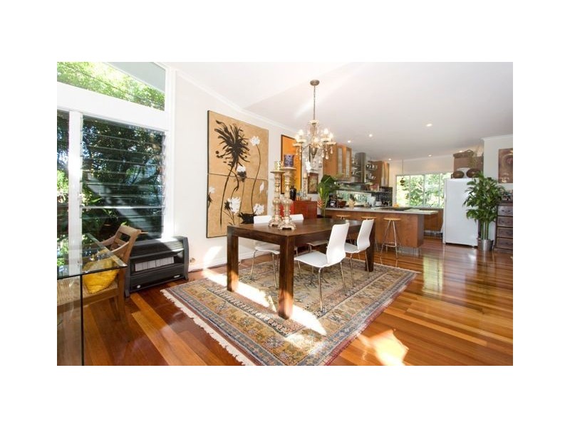 101 The Promenade, Camp Hill QLD 4152