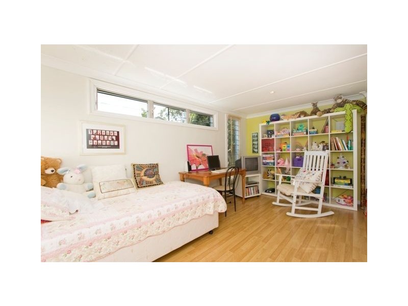 101 The Promenade, Camp Hill QLD 4152