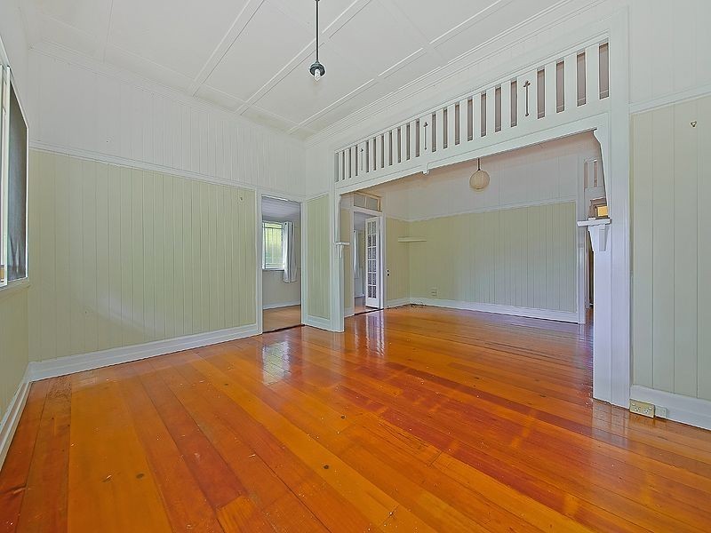 19 Maynard Street, Woolloongabba QLD 4102