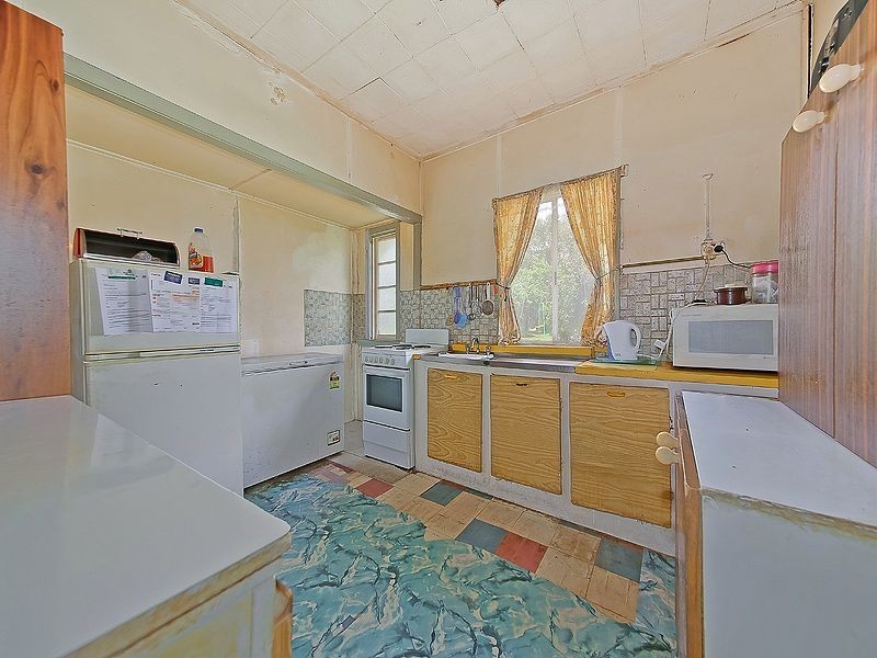 60 Burn Street, Camp Hill QLD 4152