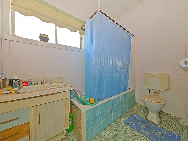 60 Burn Street, Camp Hill QLD 4152