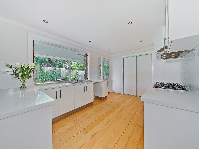 9 Beresford Terrace, Coorparoo QLD 4151