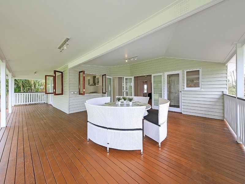 9 Beresford Terrace, Coorparoo QLD 4151