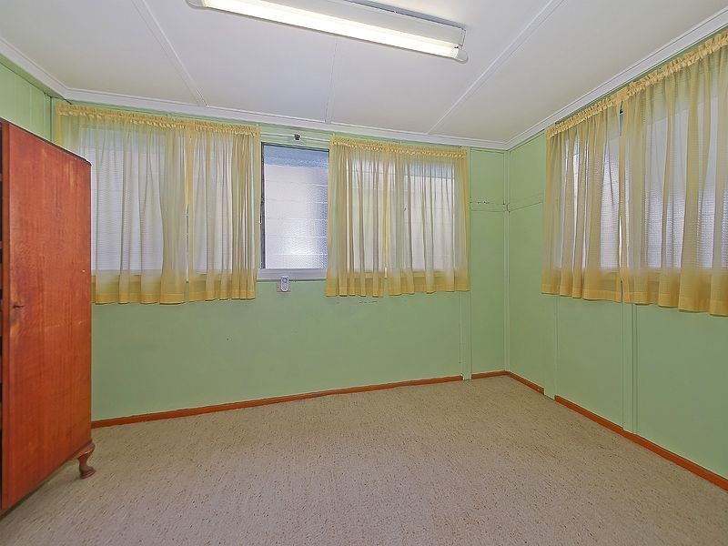 36 Earl Street, Greenslopes QLD 4120