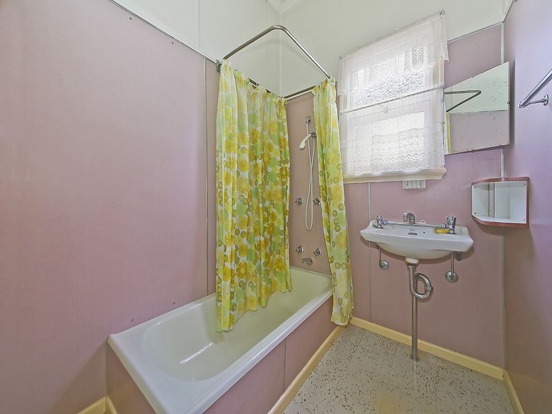 36 Earl Street, Greenslopes QLD 4120