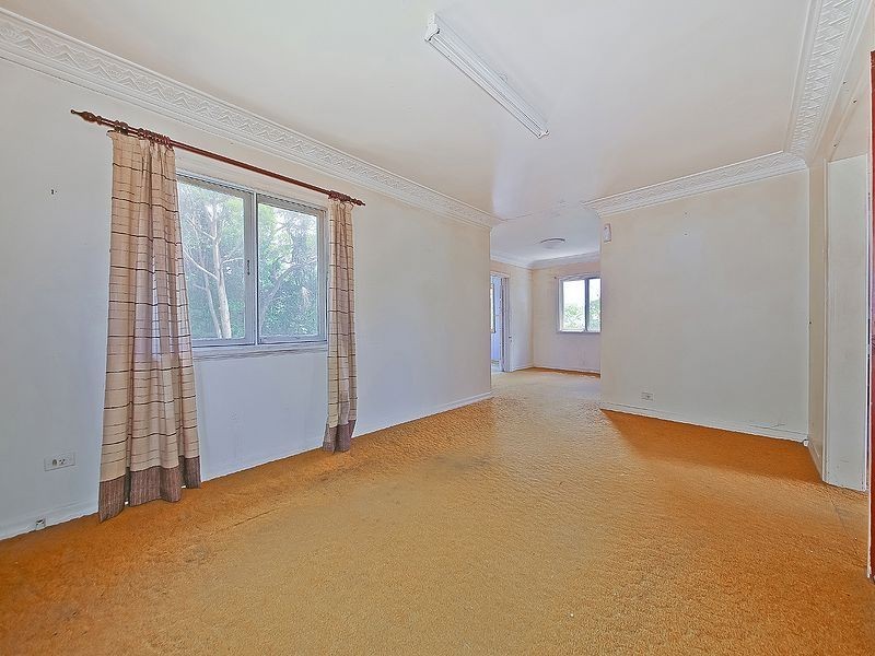 102 Kennington Road, Camp Hill QLD 4152