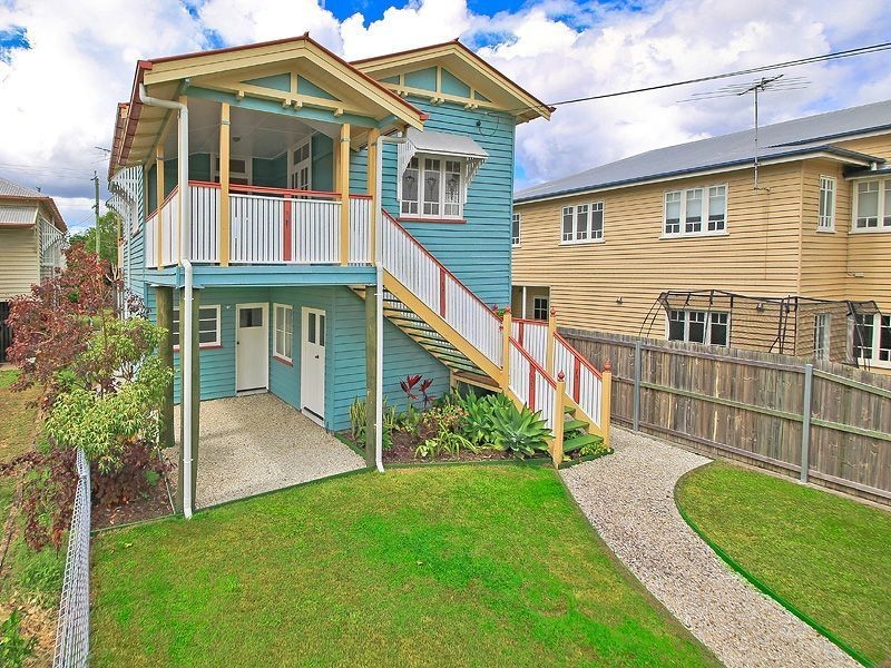 10 Geera Street, Coorparoo QLD 4151