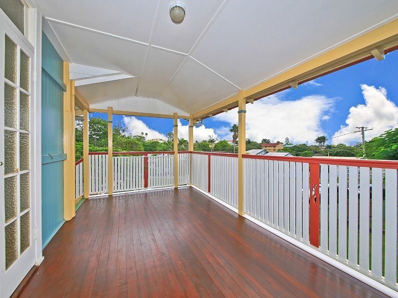 10 Geera Street, Coorparoo QLD 4151