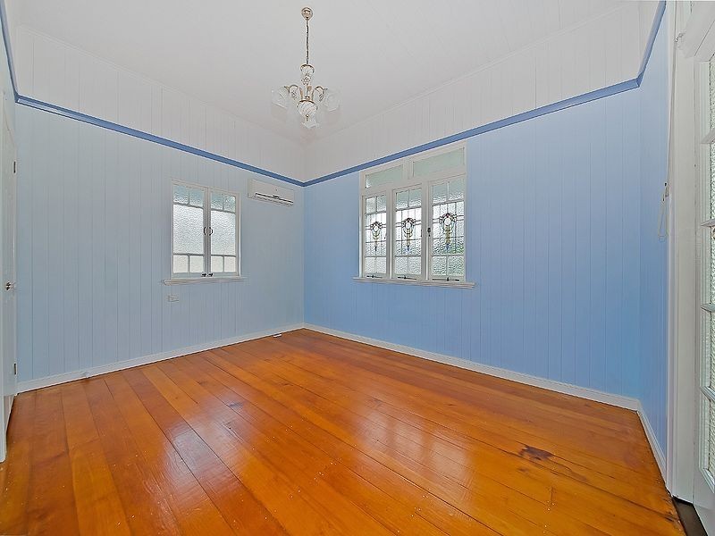 10 Geera Street, Coorparoo QLD 4151