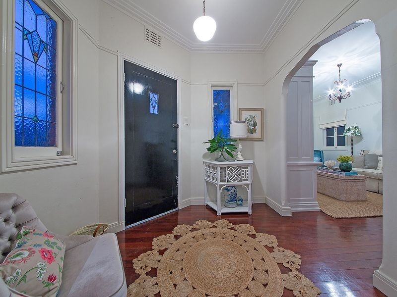 48 Brae Street, Coorparoo QLD 4151