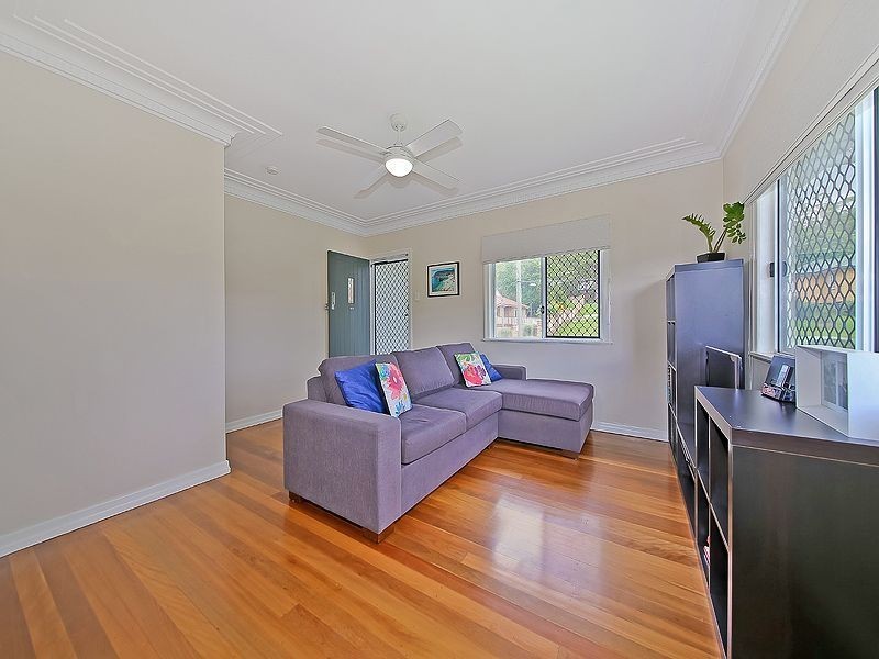 119 Nursery Road, Holland Park West QLD 4121