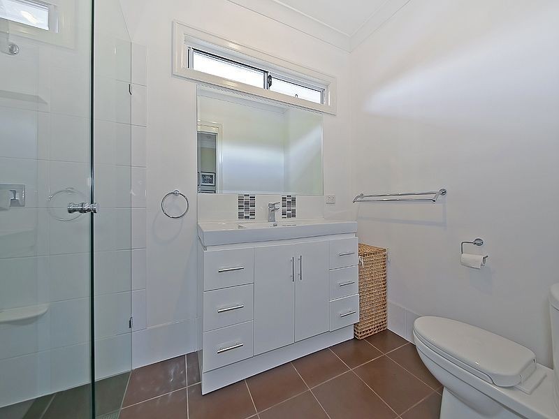 119 Nursery Road, Holland Park West QLD 4121