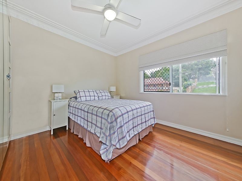 119 Nursery Road, Holland Park West QLD 4121