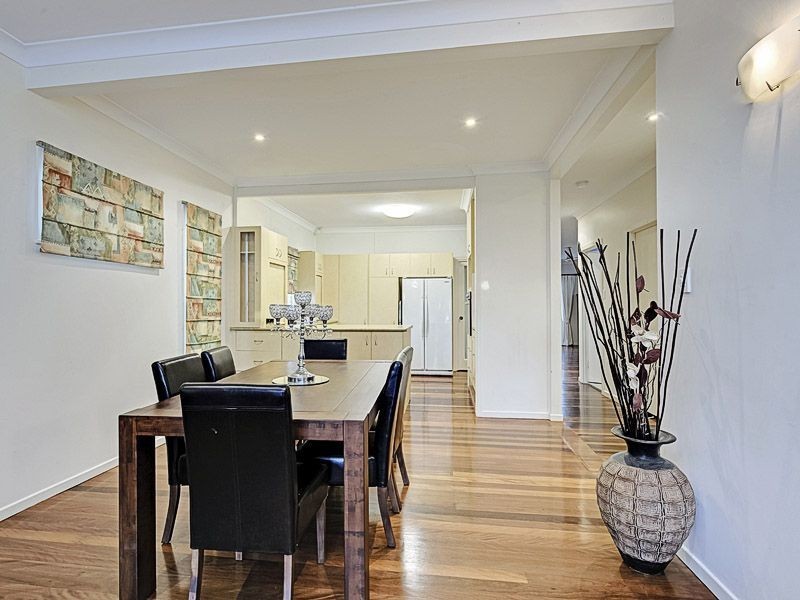 29 Durimbil Street, Camp Hill QLD 4152