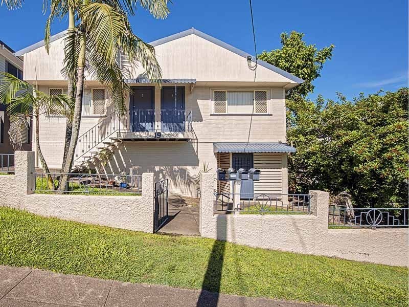 19 Newman Avenue, Camp Hill QLD 4152