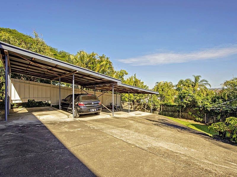19 Newman Avenue, Camp Hill QLD 4152