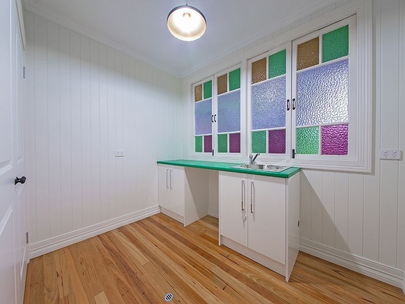 35 Hawthorne Street, Woolloongabba QLD 4102