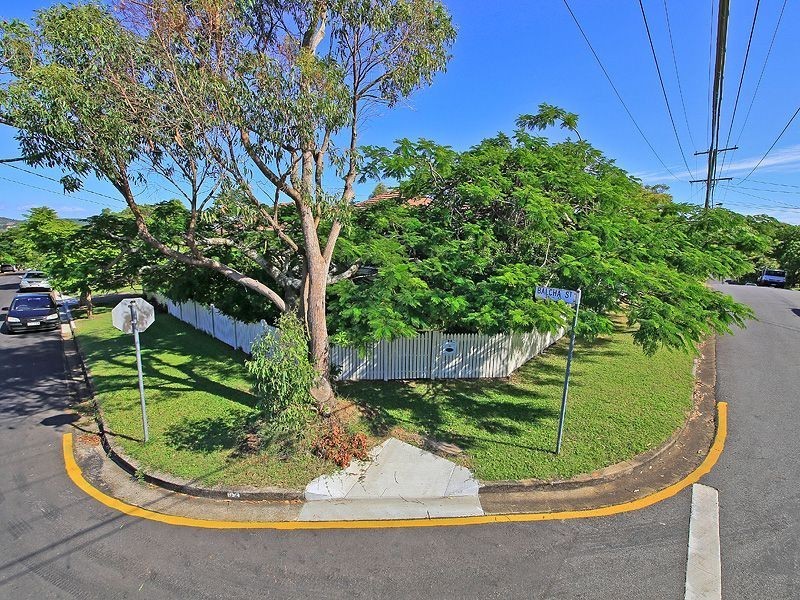 52 Balcha Street, Holland Park QLD 4121