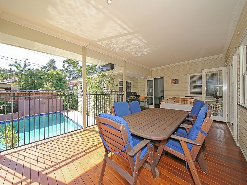 52 Balcha Street, Holland Park QLD 4121