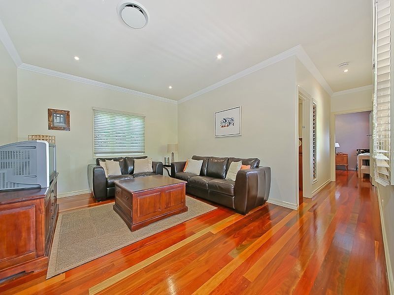 52 Balcha Street, Holland Park QLD 4121