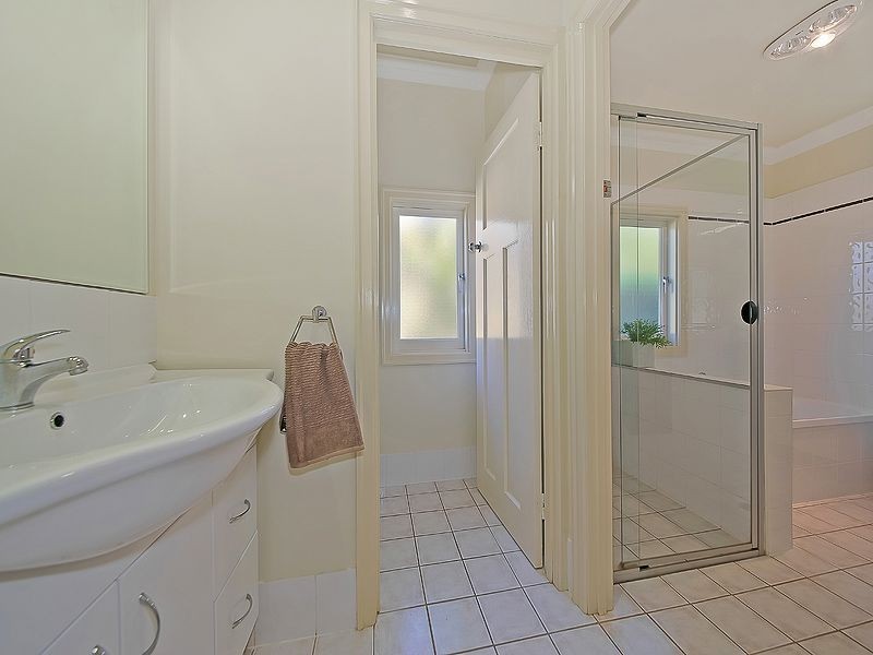 52 Balcha Street, Holland Park QLD 4121