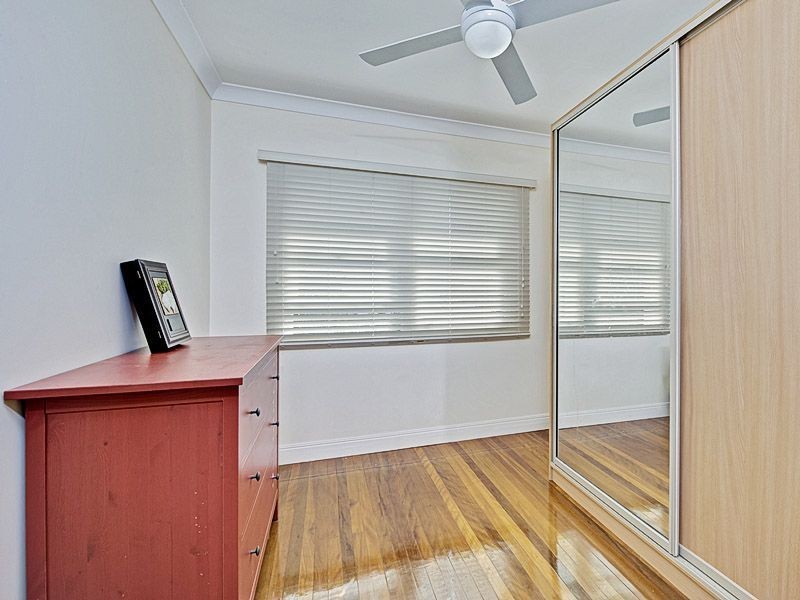 6 Garden Street, Greenslopes QLD 4120