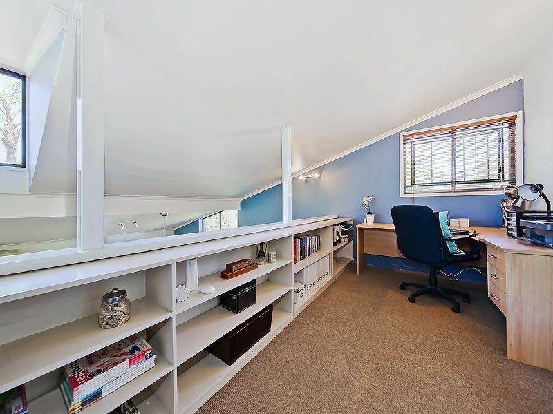 6 Kerrydan Street, Holland Park West QLD 4121