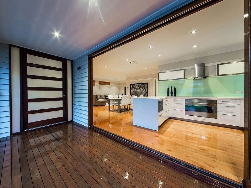 76 Abbotsleigh Street, Holland Park QLD 4121