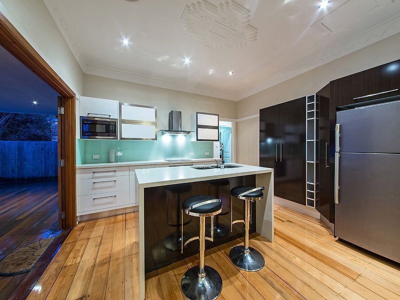 76 Abbotsleigh Street, Holland Park QLD 4121