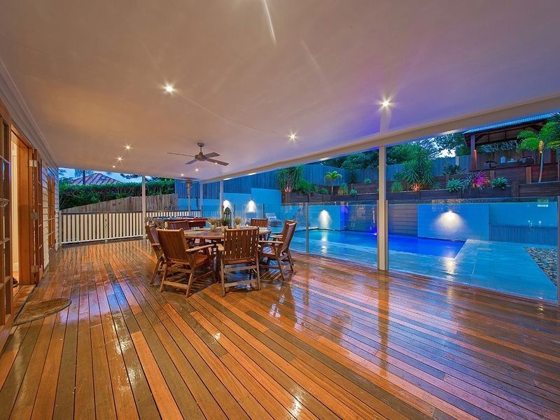 76 Abbotsleigh Street, Holland Park QLD 4121