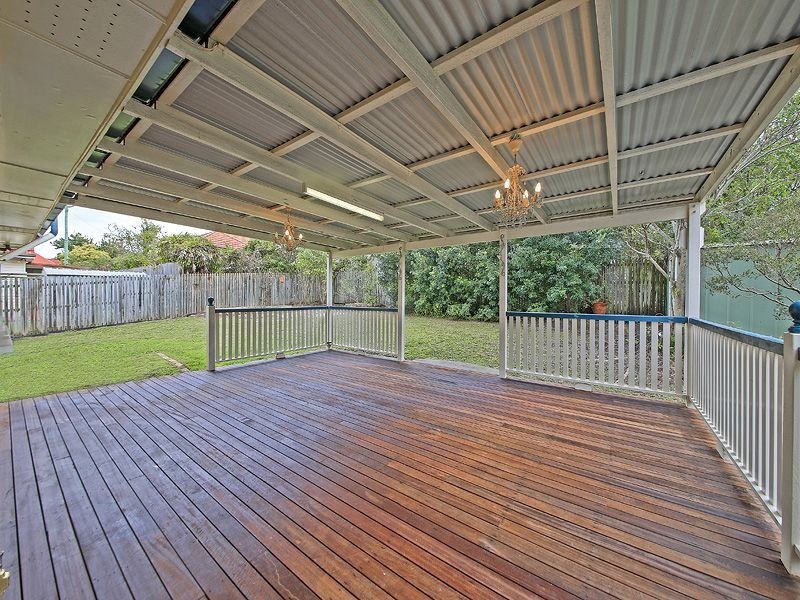 35 Esmonde Place, Coorparoo QLD 4151