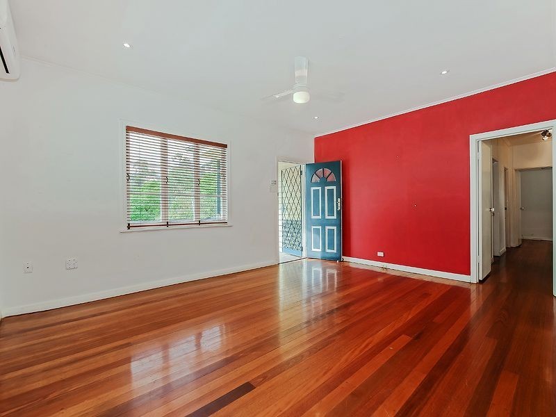 35 Esmonde Place, Coorparoo QLD 4151