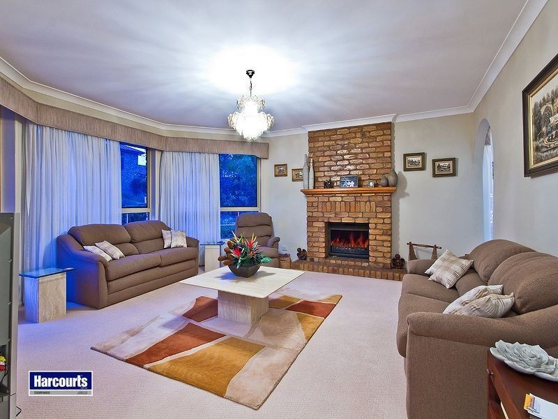 76 Stanmere Street, Carindale QLD 4152