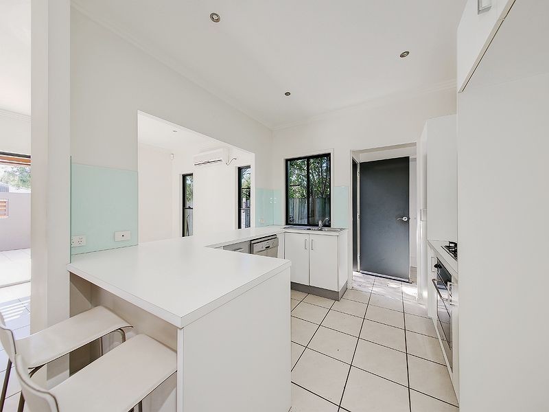 1,2,3/23 Gladys Street, Greenslopes QLD 4120