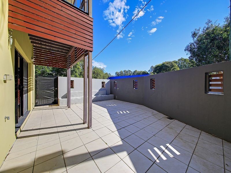 1,2,3/23 Gladys Street, Greenslopes QLD 4120