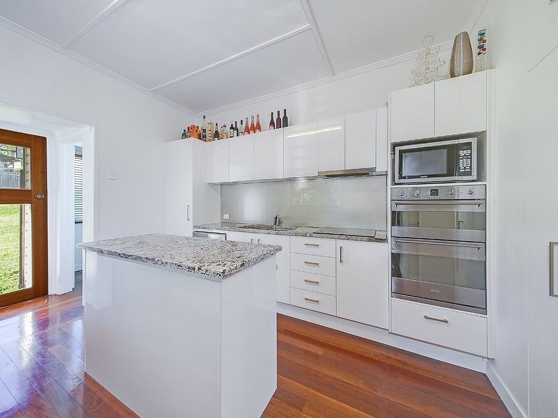 142 Lutzow Street, Tarragindi QLD 4121