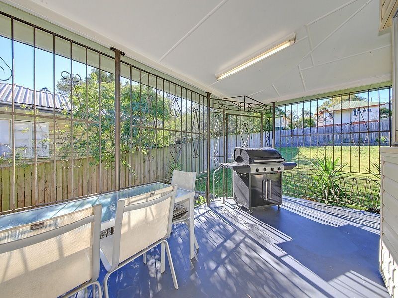 142 Lutzow Street, Tarragindi QLD 4121