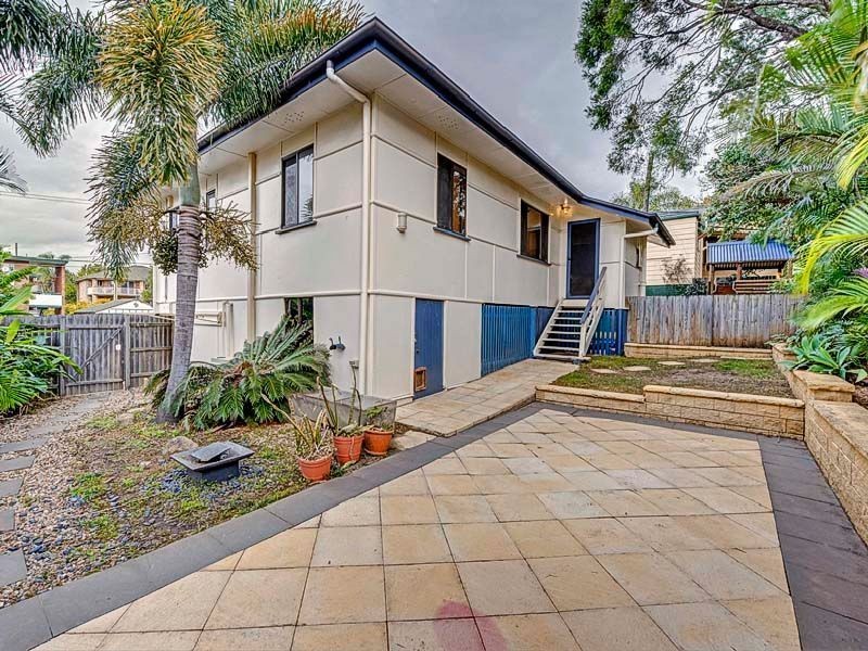 60 Derby Street, Coorparoo QLD 4151