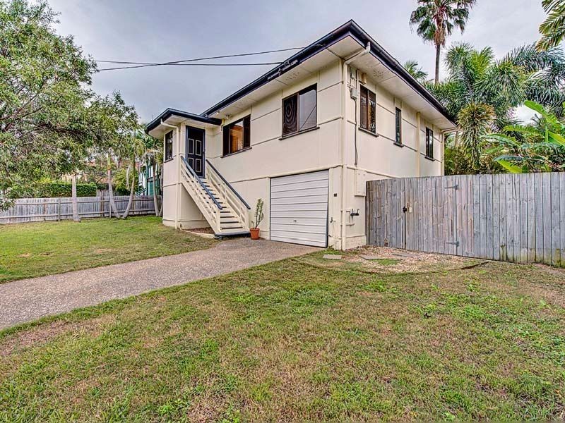 60 Derby Street, Coorparoo QLD 4151