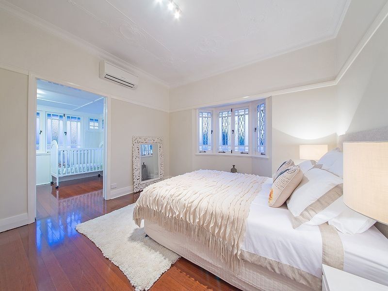 20 Pelham Street, Coorparoo QLD 4151