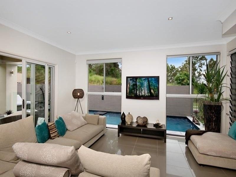 3 La Belle Ct, Westlake QLD 4074