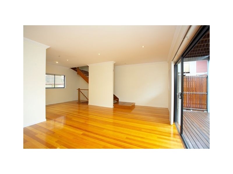 10/9 Talbot Street, Coorparoo QLD 4151