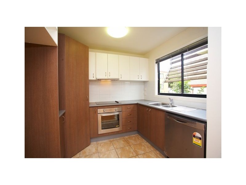 10/9 Talbot Street, Coorparoo QLD 4151