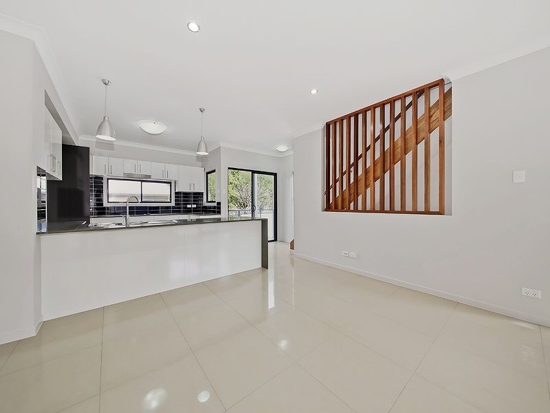 1, 2 & 3/53 Lambton Street, Annerley QLD 4103